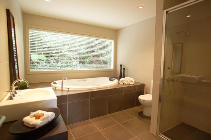 Lochiel Luxury Accommodation Олинда Екстериор снимка