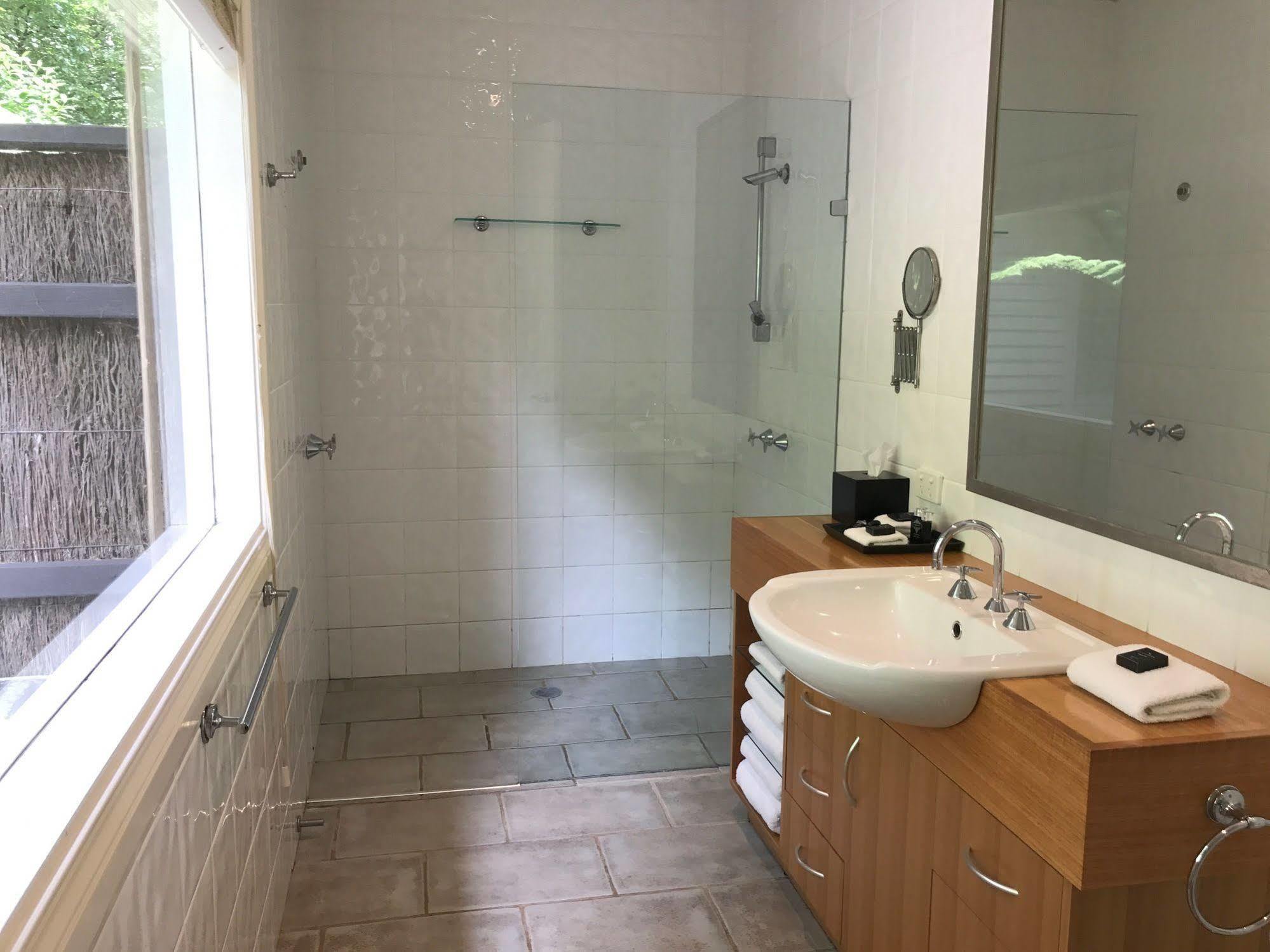 Lochiel Luxury Accommodation Олинда Екстериор снимка