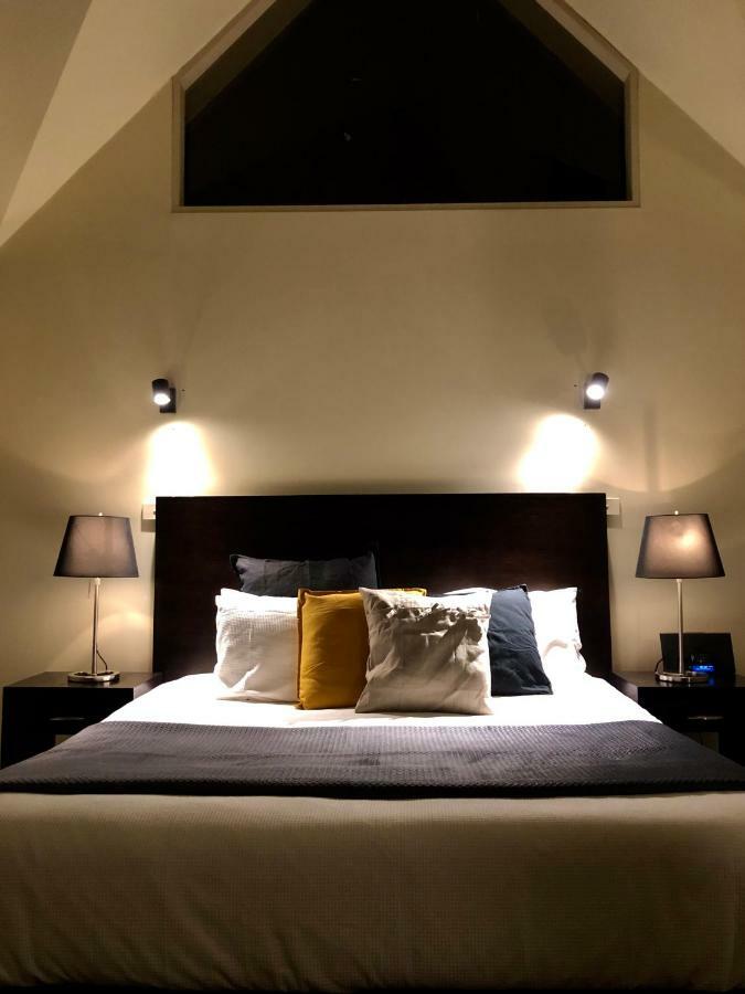 Lochiel Luxury Accommodation Олинда Екстериор снимка